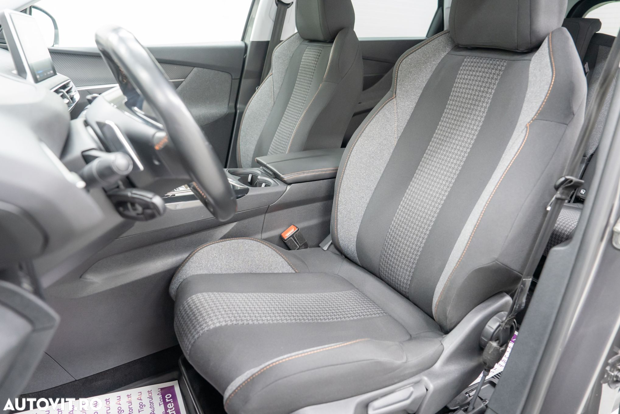 Peugeot 5008 - 10