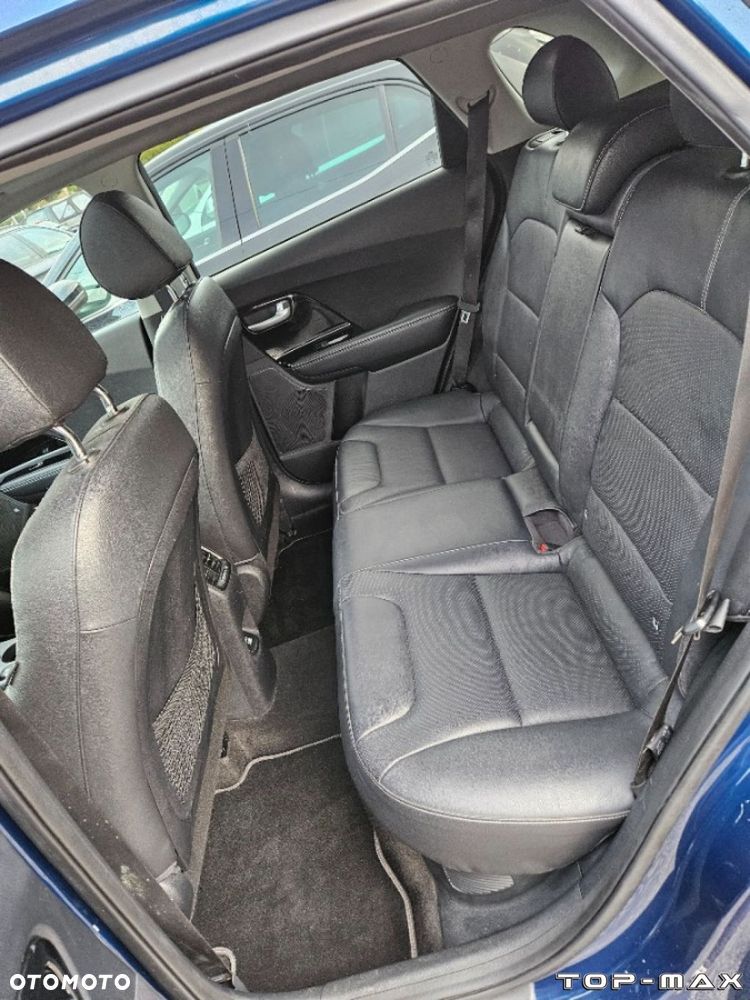 Kia Niro - 33