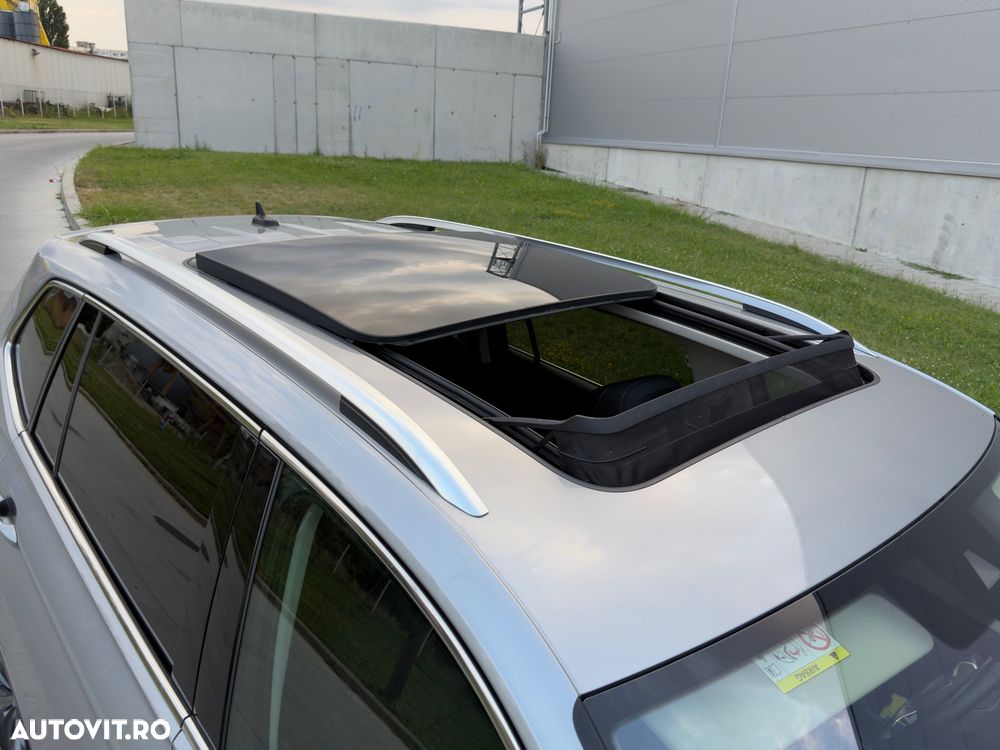 Volkswagen Tiguan 2.0 TDI SCR 4MOTION DSG Elegance - 28