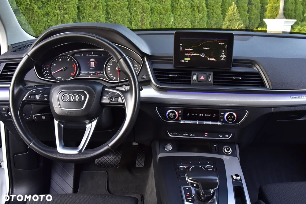 Audi Q5 2.0 TDI Quattro Design S tronic - 27