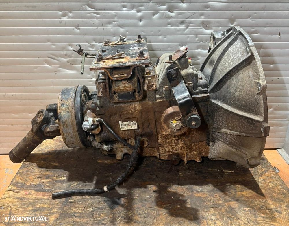 Caixa de Velocidades Isuzu NKR Ref: 897260-3250/4JH1 - 2