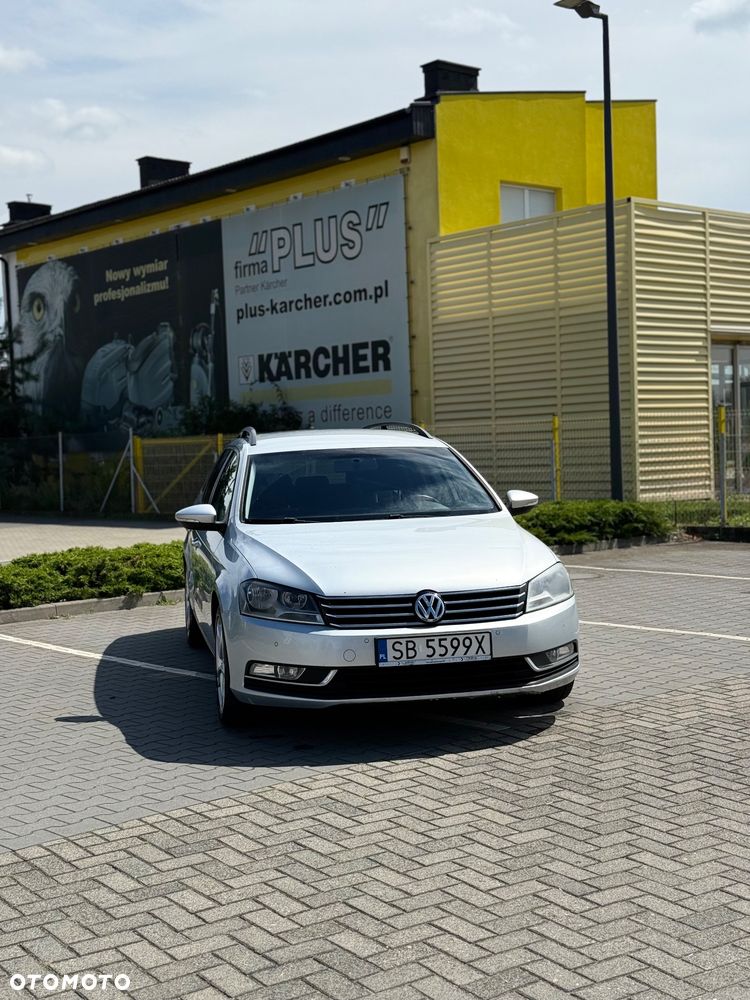 Volkswagen Passat 1.6 TDI Comfortline - 12
