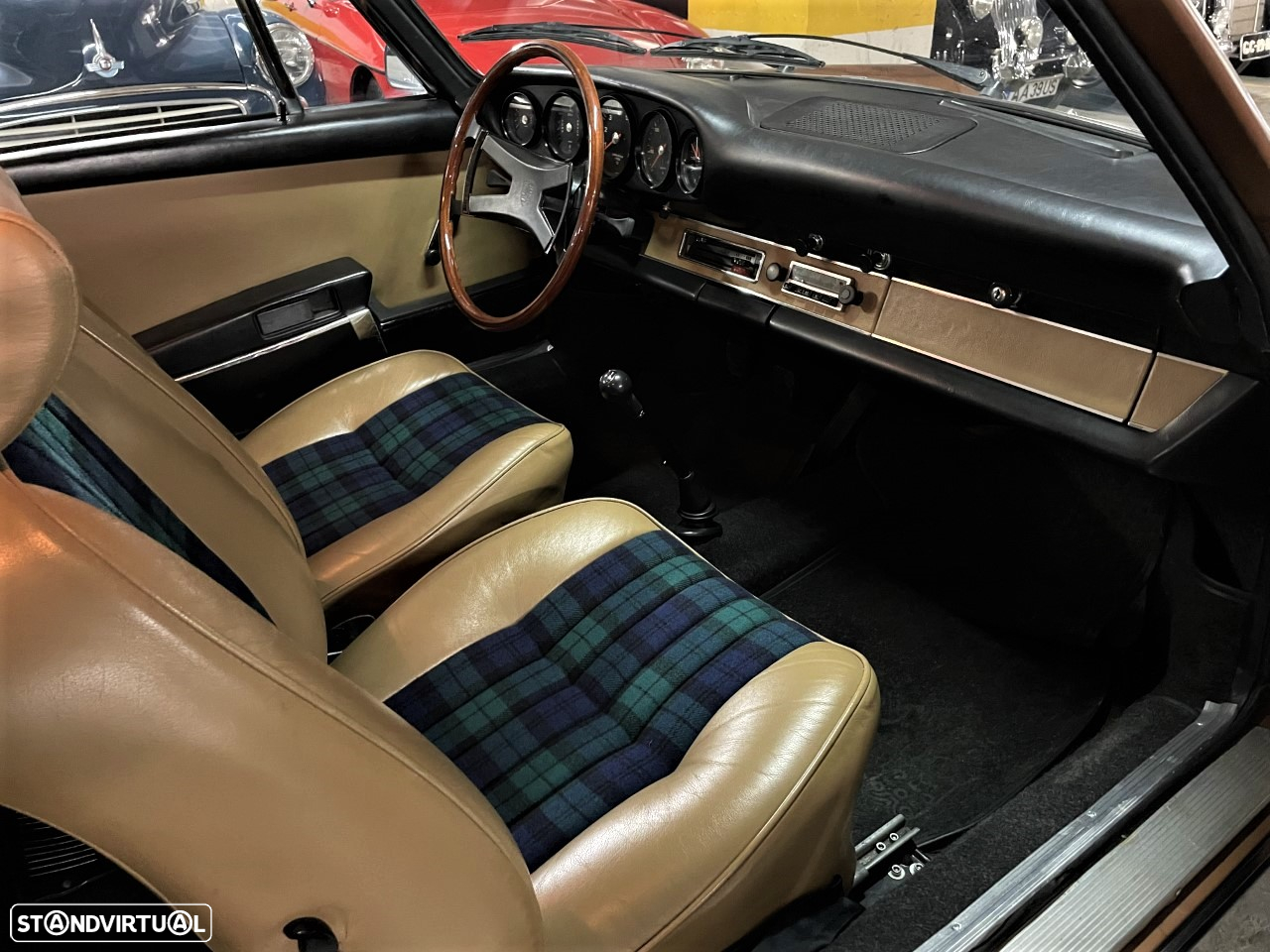 Porsche 911 Série F T 2.4 - 9