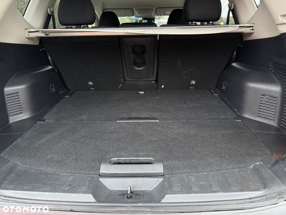 Nissan X-Trail 1.7 dCi ALL-MODE 4x4i N-Connecta - 13