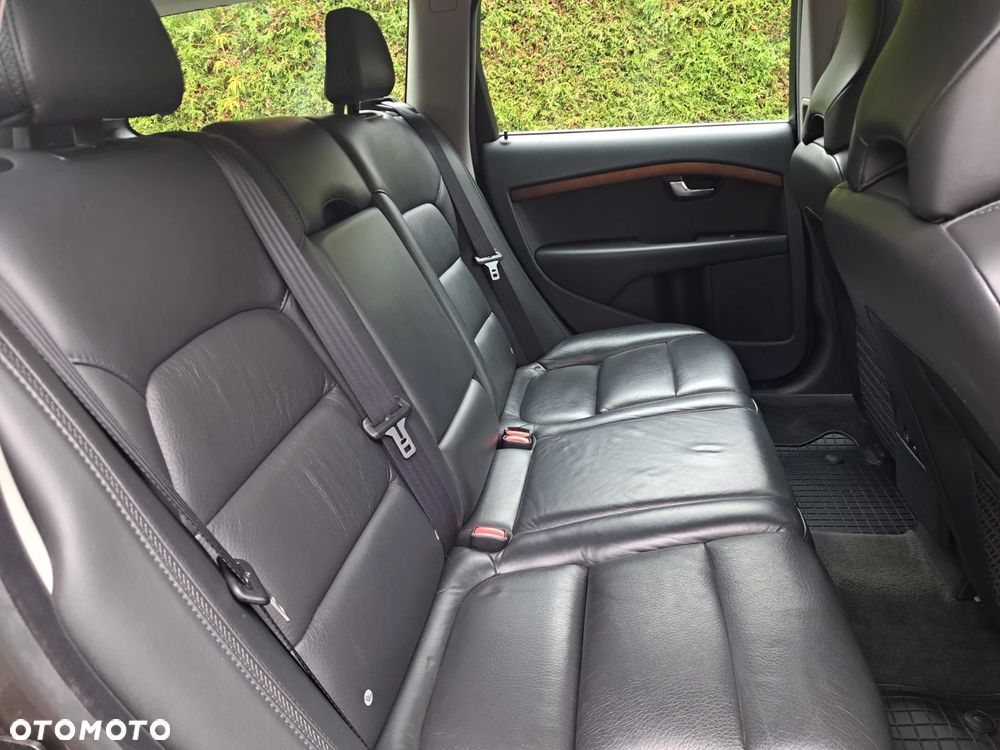 Volvo XC 70 - 19