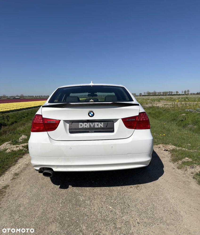 BMW Seria 3 320d - 11