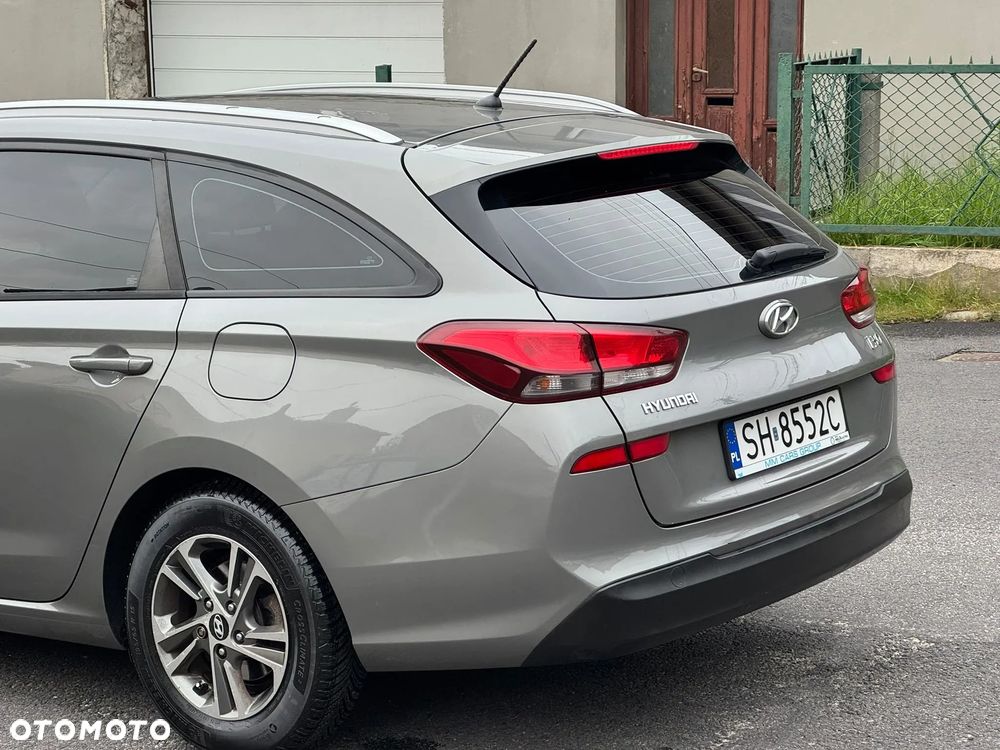 Hyundai i30 - 23