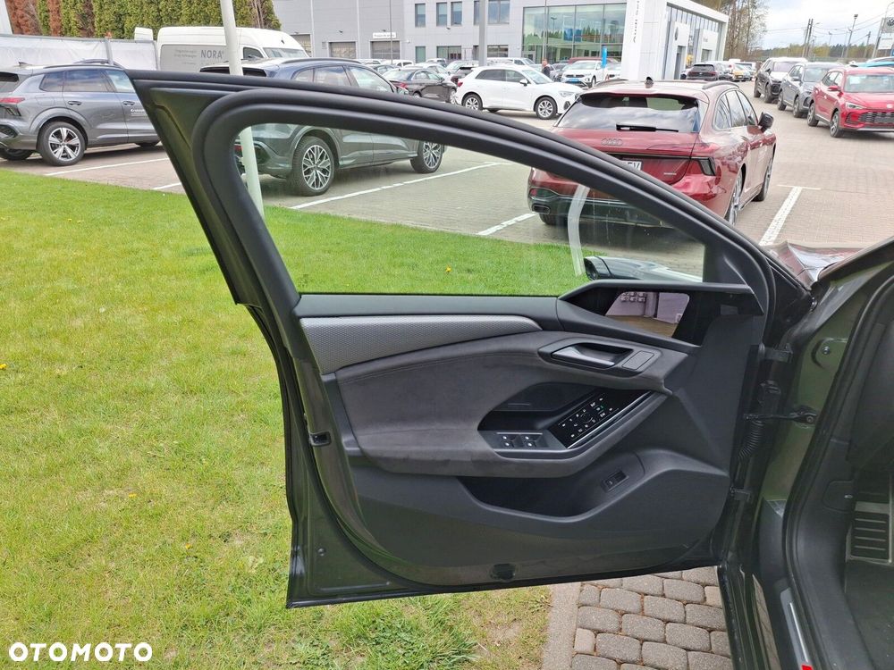 Audi A6 Avant e-tron - 26