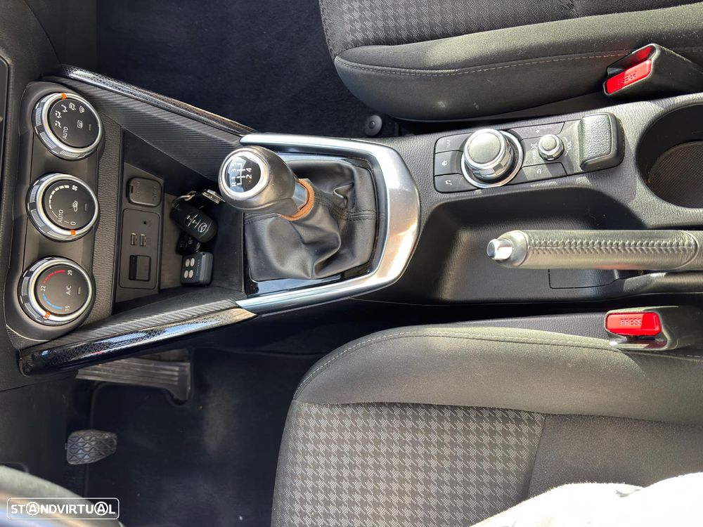 Mazda 2 1.5 Sky.Evolve Navi - 5