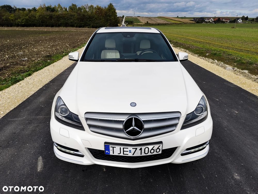 Mercedes-Benz Klasa C 350 BlueEff Avantgarde - 6