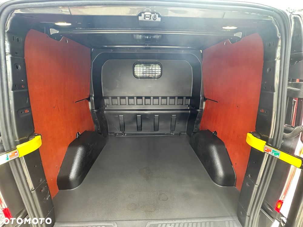 Ford Transit Custom - 17