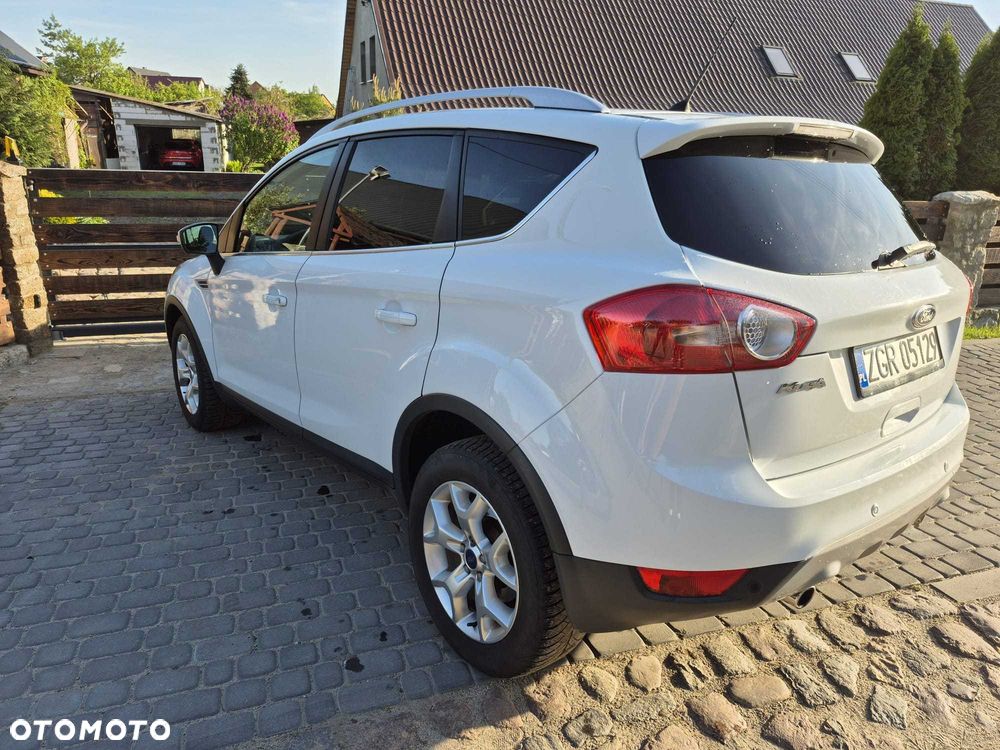 Ford Kuga - 2
