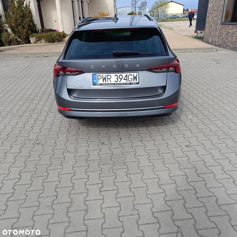 Skoda Octavia 2.0 TDI DSG Selection - 6