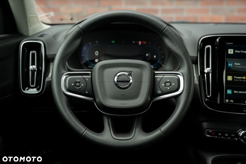 Volvo XC 40 - 30
