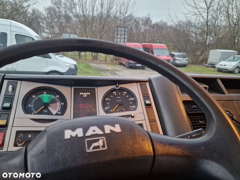 MAN L2000 - 8