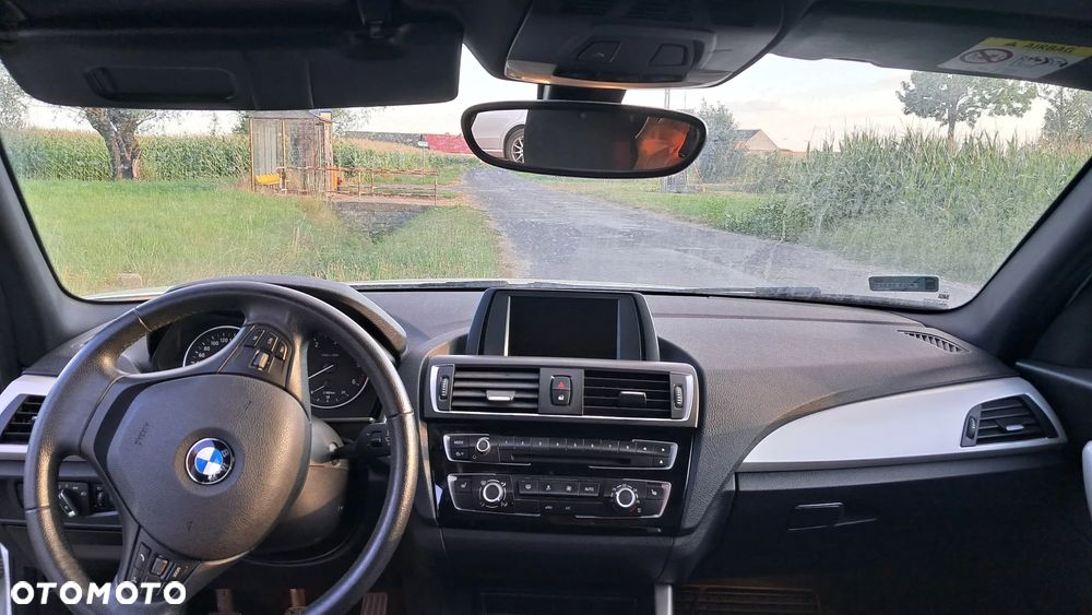 BMW Seria 1 116d EfficientDynamics Edition - 24