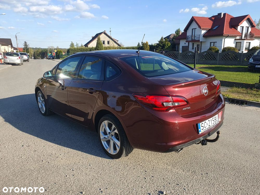 Opel Astra 1.4 T EU6 - 3