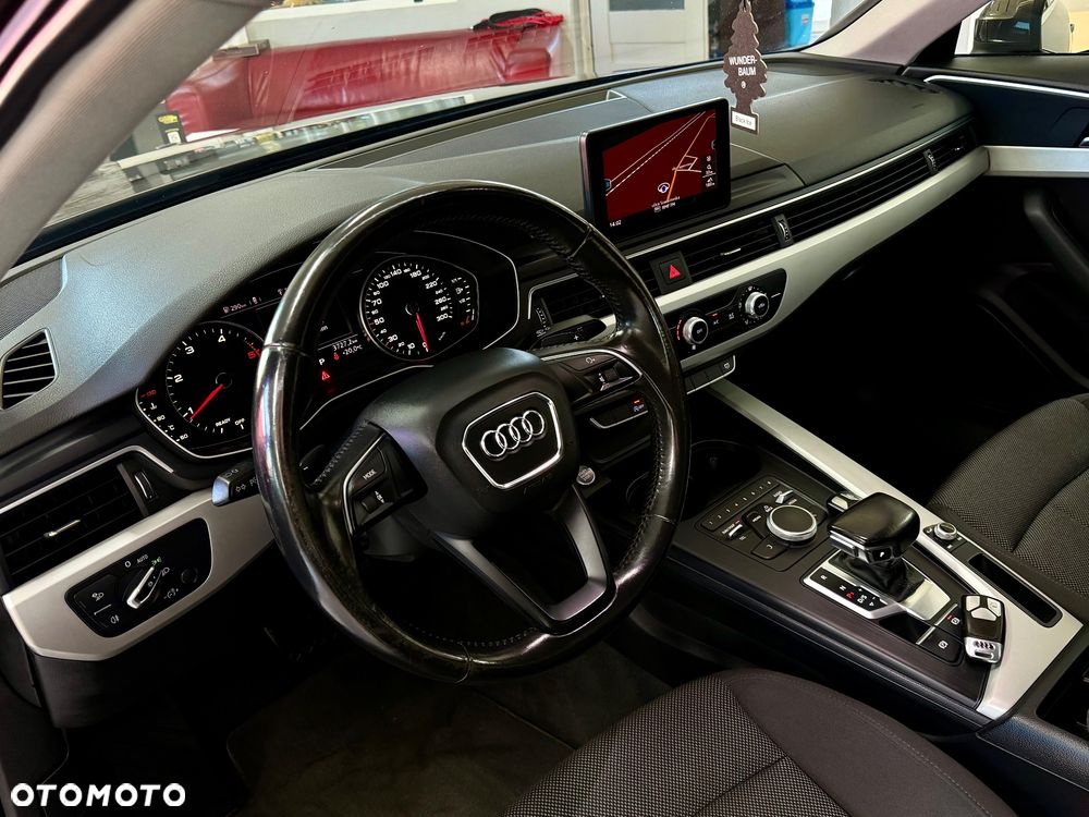 Audi A4 Limousine 2.0 TDI S tronic - 18