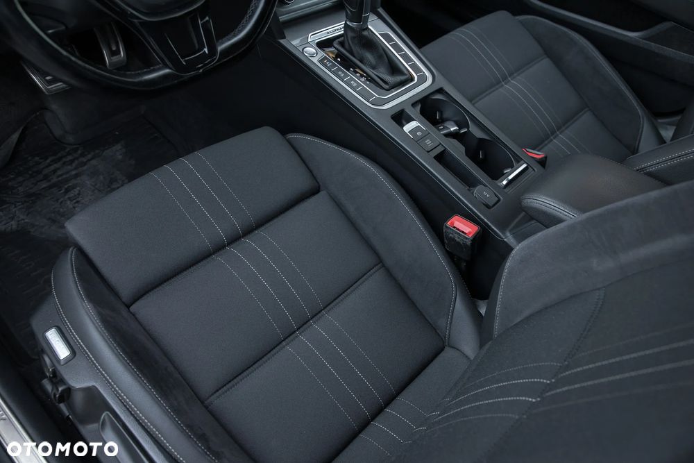 Volkswagen Passat Alltrack 2.0 TSI (BMT) 4Motion DSG - 16