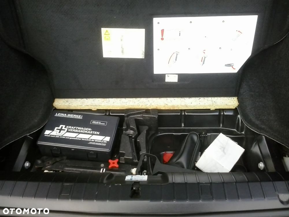 BMW Seria 3 316ti - 10