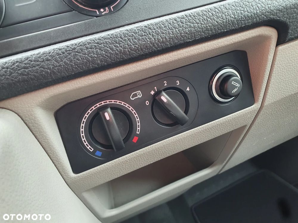 Volkswagen Transporter L1H1 - 18