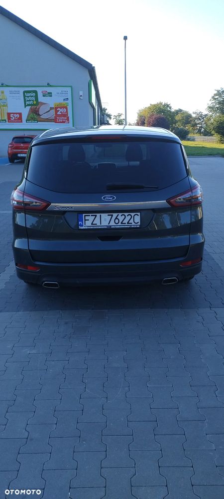 Ford S-Max 2.0 EcoBlue Titanium - 4