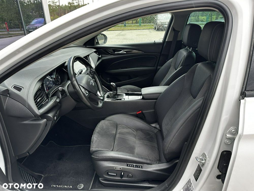 Opel Insignia Grand Sport 2.0 Diesel 4x4 Business Innovation - 14