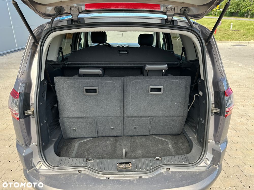 Ford S-Max - 15
