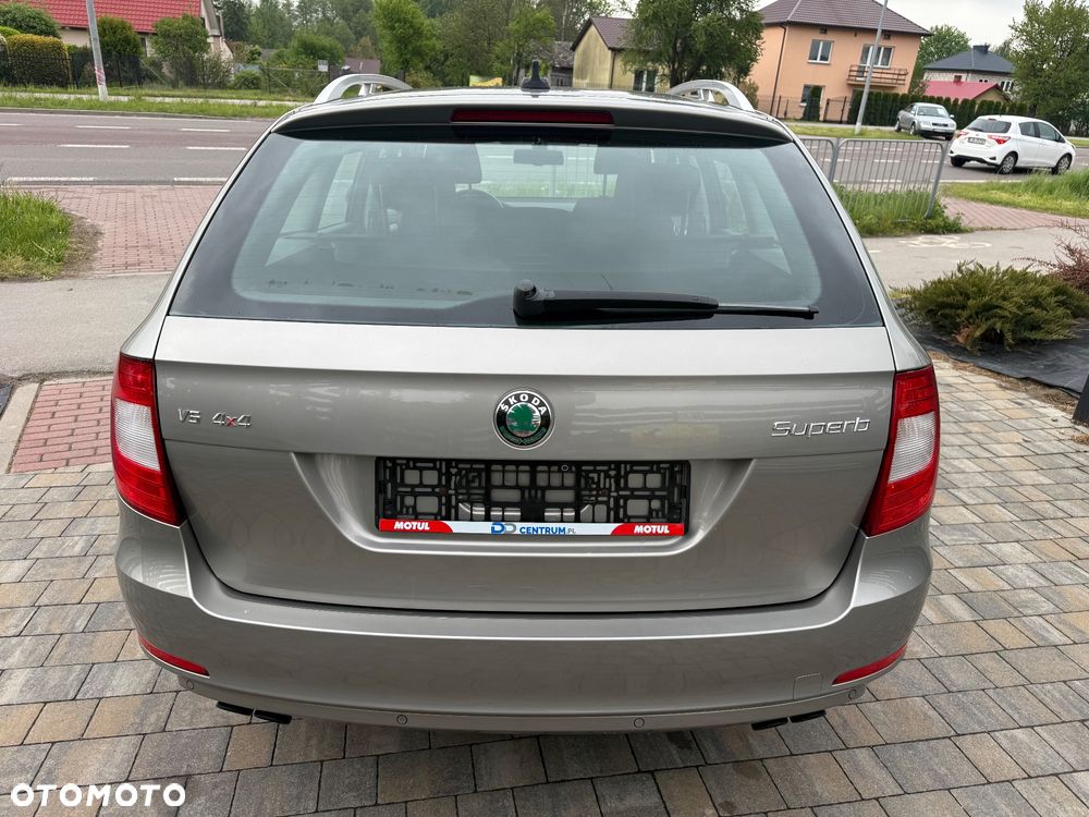 Skoda Superb 3.6 FSI 4x4 Comfort DSG - 7