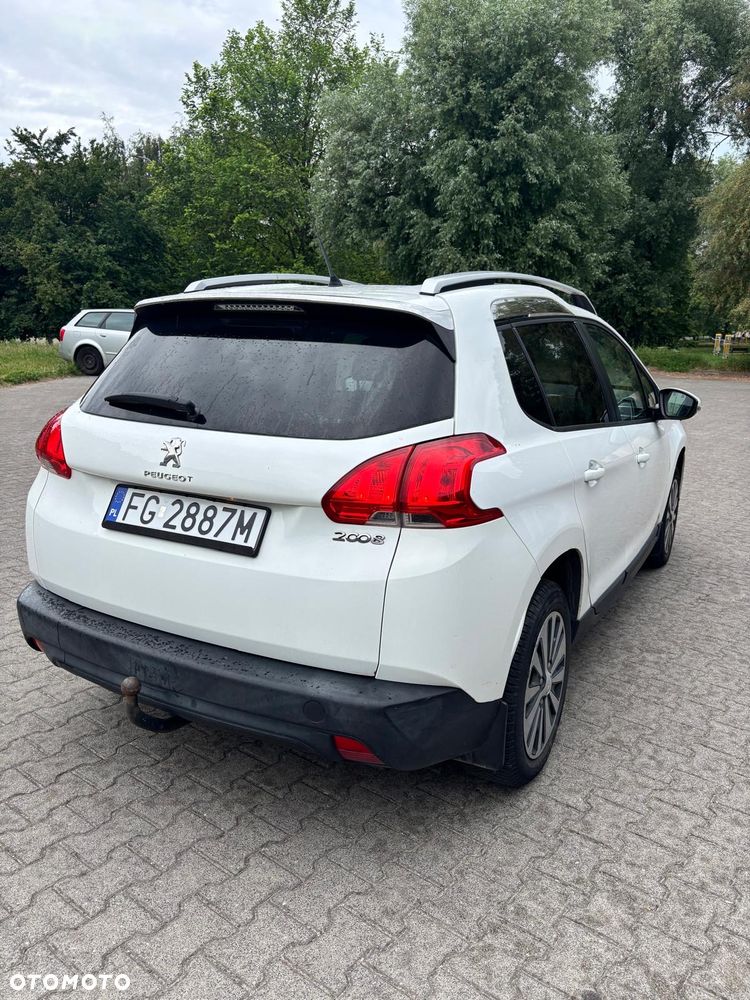 Peugeot 2008 1.2 Pure Tech Style - 6