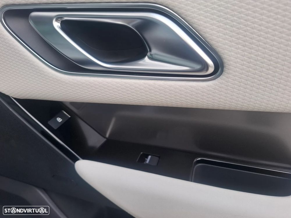 Land Rover Range Rover Velar 2.0 P400e AWD Dynamic SE - 46