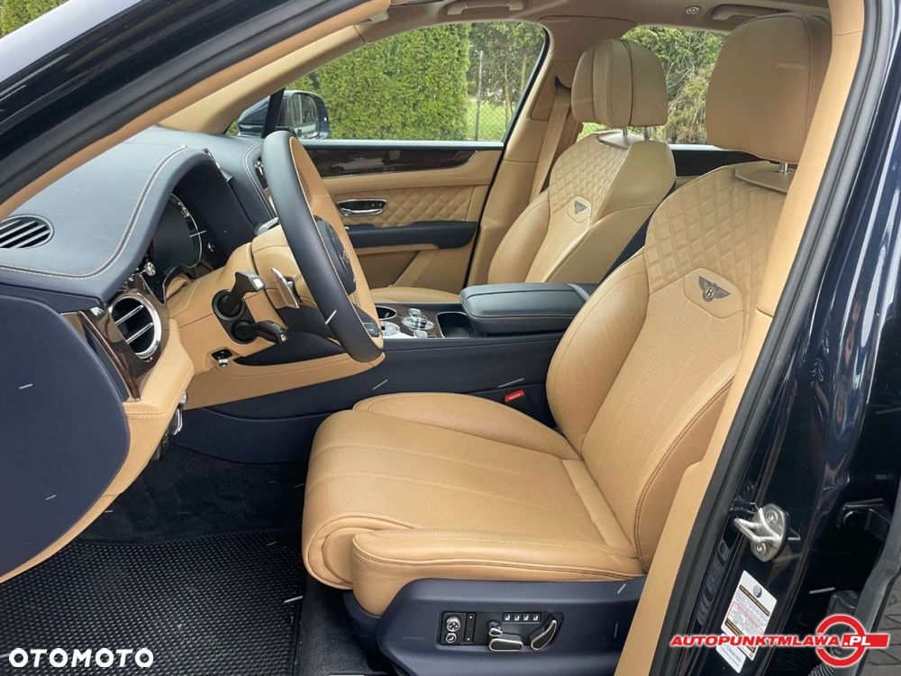 Bentley Bentayga - 9
