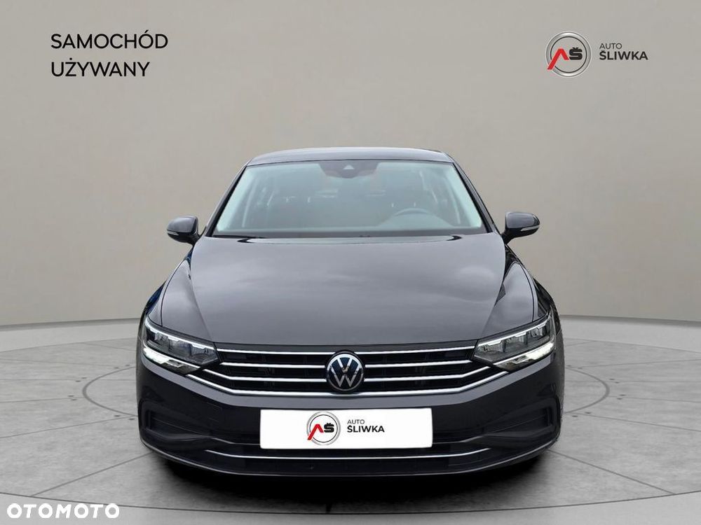 Volkswagen Passat 2022