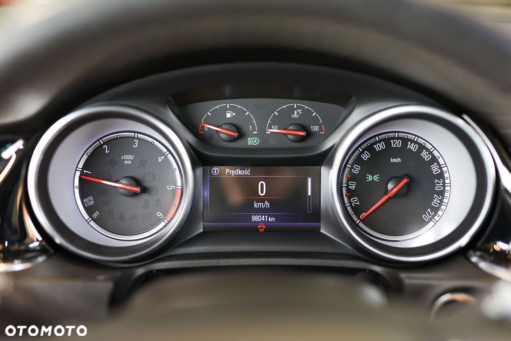 Opel Insignia 2.0 CDTI Innovation S&S - 36