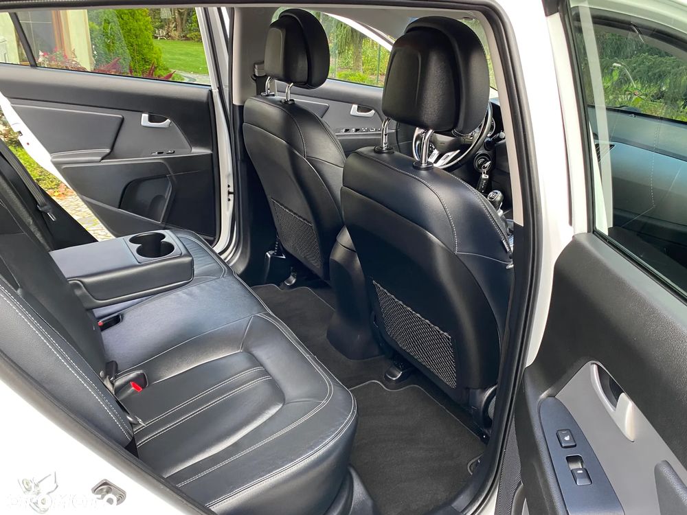 Kia Sportage 1.6 GDI 2WD Spirit - 16