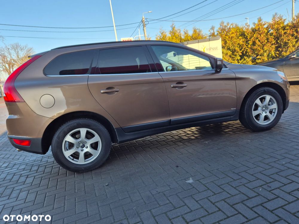 Volvo XC 60 2.4D AWD Momentum - 15