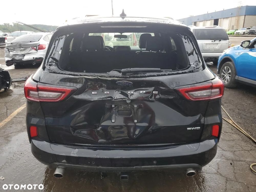 Ford Escape ver-2-0-ecoboost-awd-titanium - 29