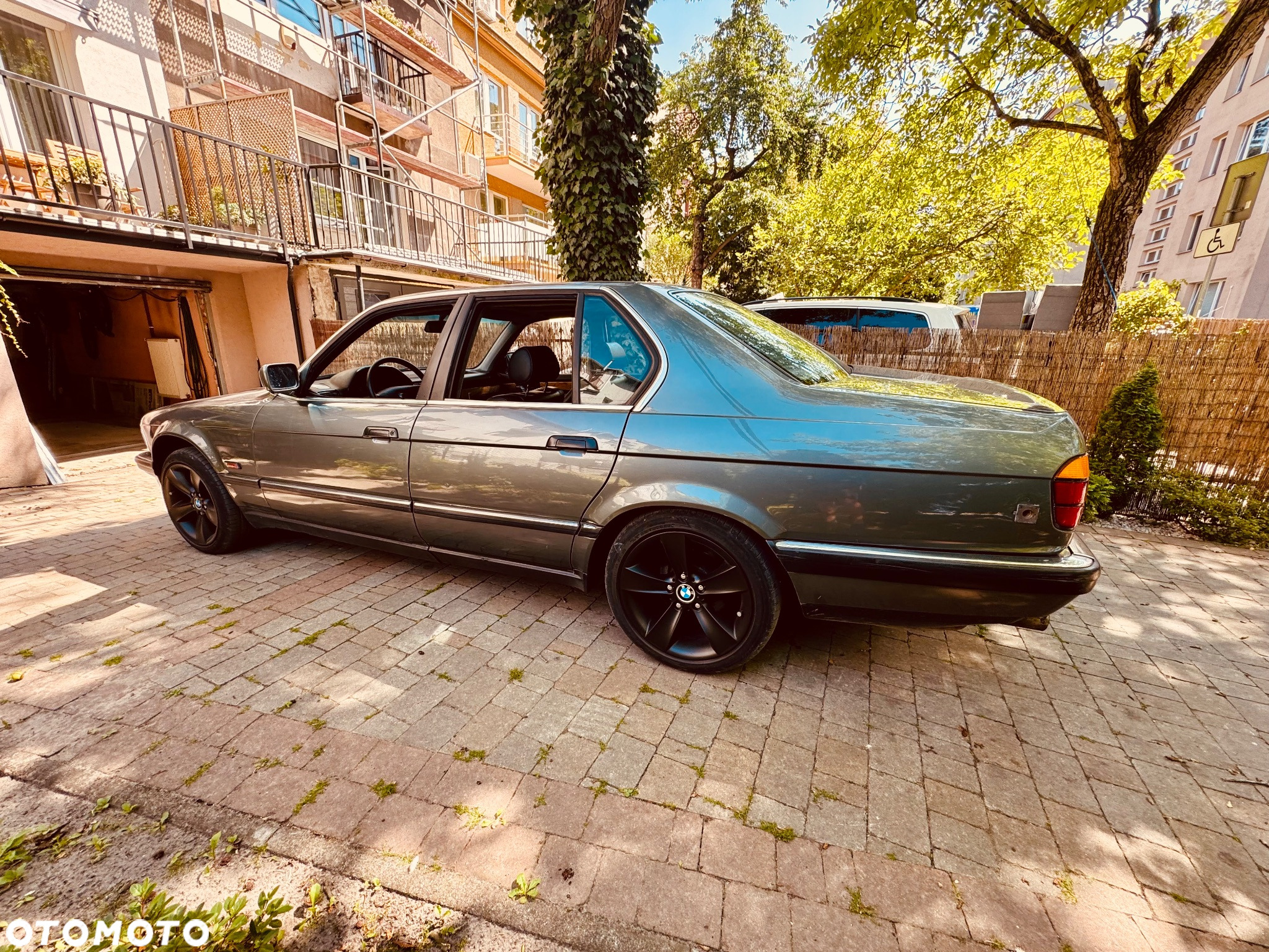 BMW Seria 7 730i - 6