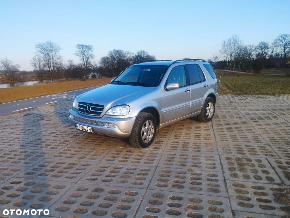 Mercedes-Benz ML 500 - 1