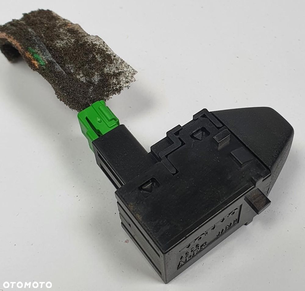 CZUJNIK SENSOR NAWIGACJI VOLVO V50 8696519 - 2
