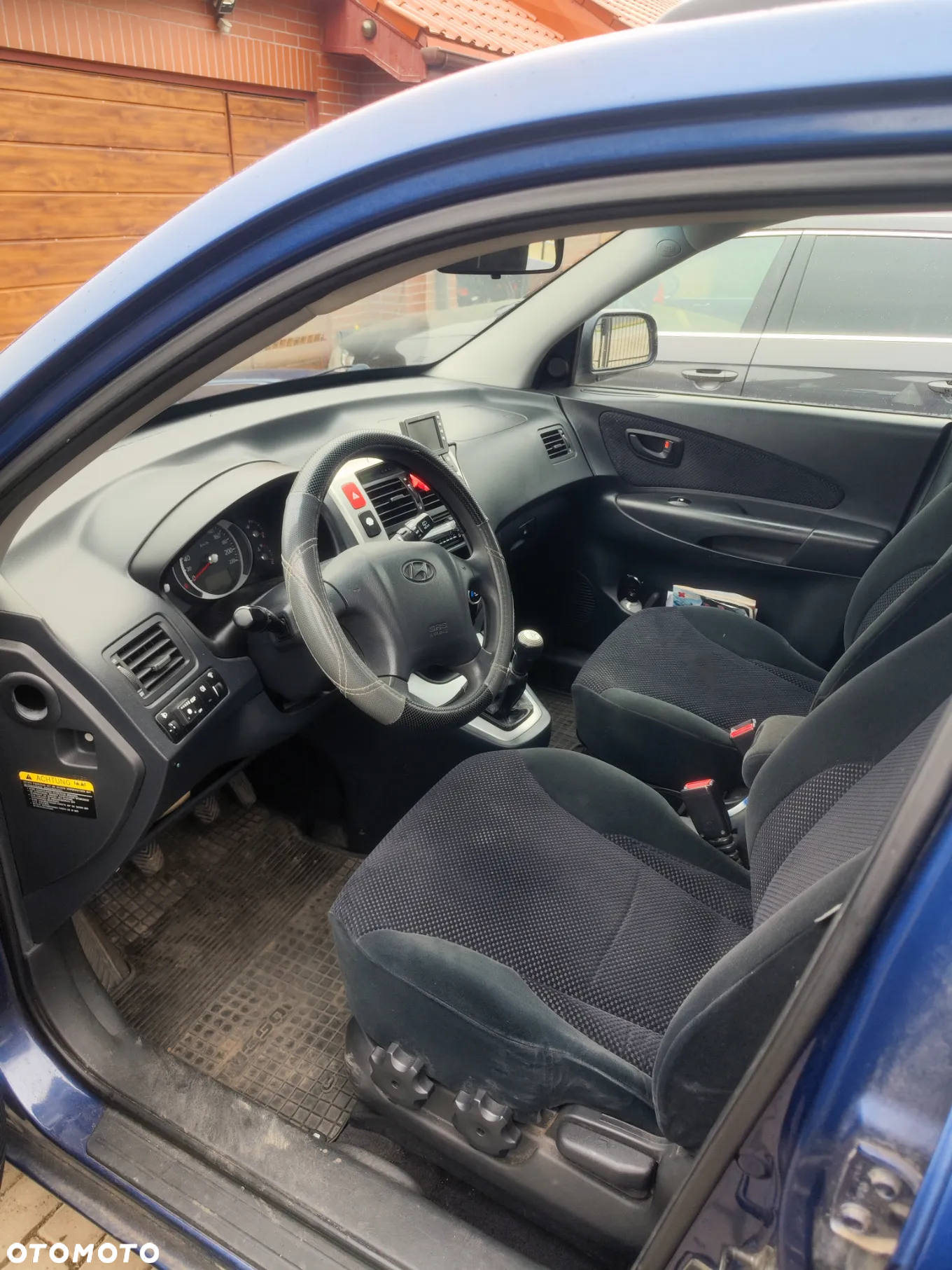 Hyundai Tucson 2.0 Comfort 2WD - 10