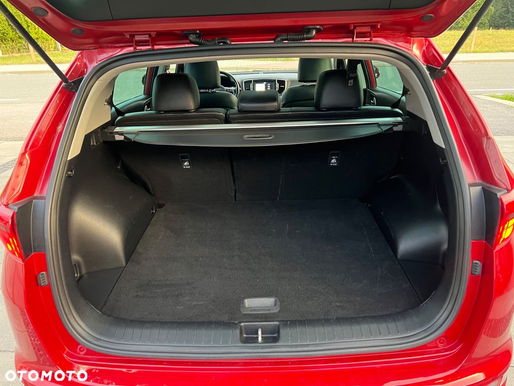 Kia Sportage 1.7 CRDI 2WD Dream-Team Edition - 27