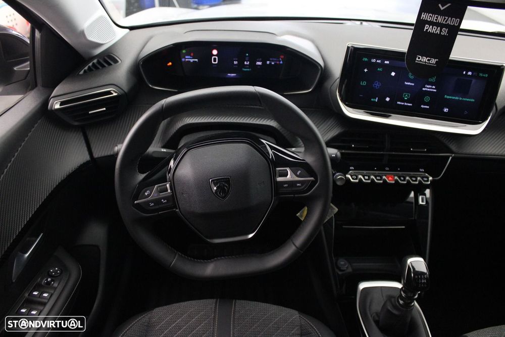 Peugeot 208 1.2 PureTech Allure — fotografia 9