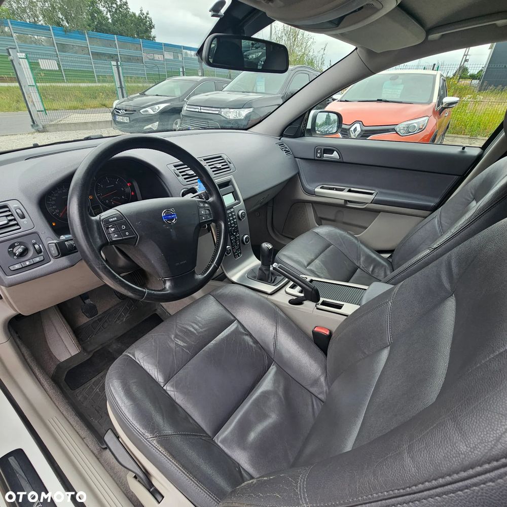 Volvo V50 - 14