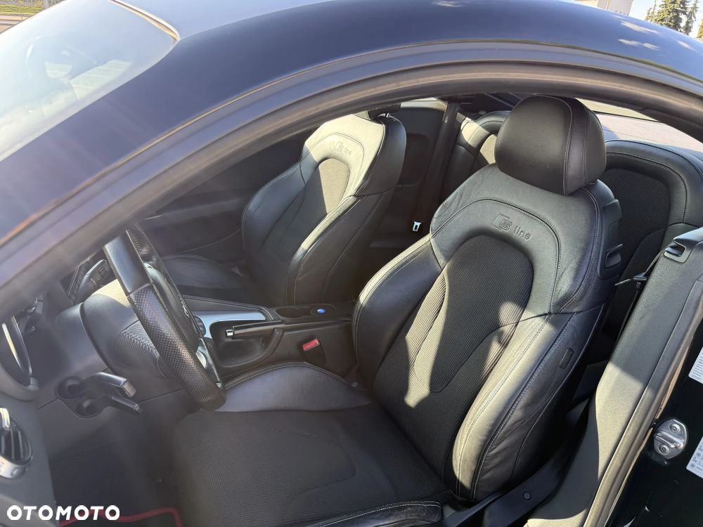 Audi TT Coupé 2.0 TDI Quattro - 11