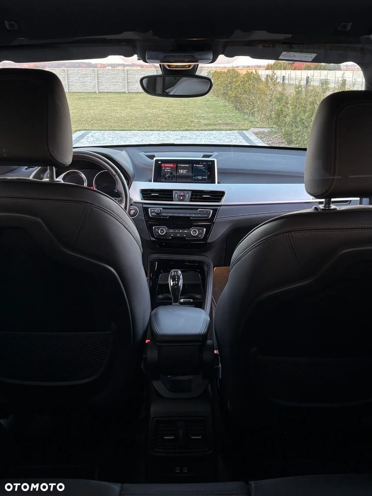 BMW X1 sDrive18i - 17