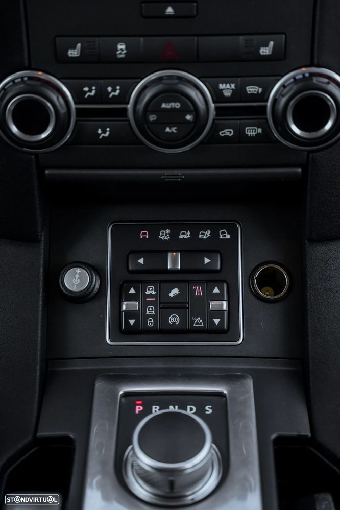 Land Rover Discovery TD V6 SE - 27