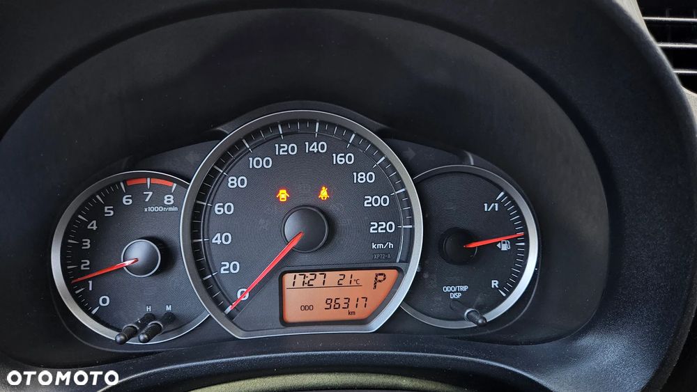 Toyota Yaris - 17