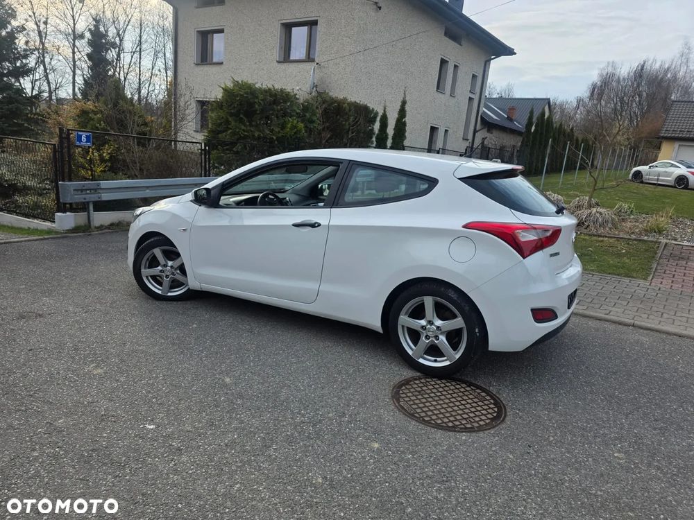 Hyundai i30 1.4 Fifa World Cup Edition - 31