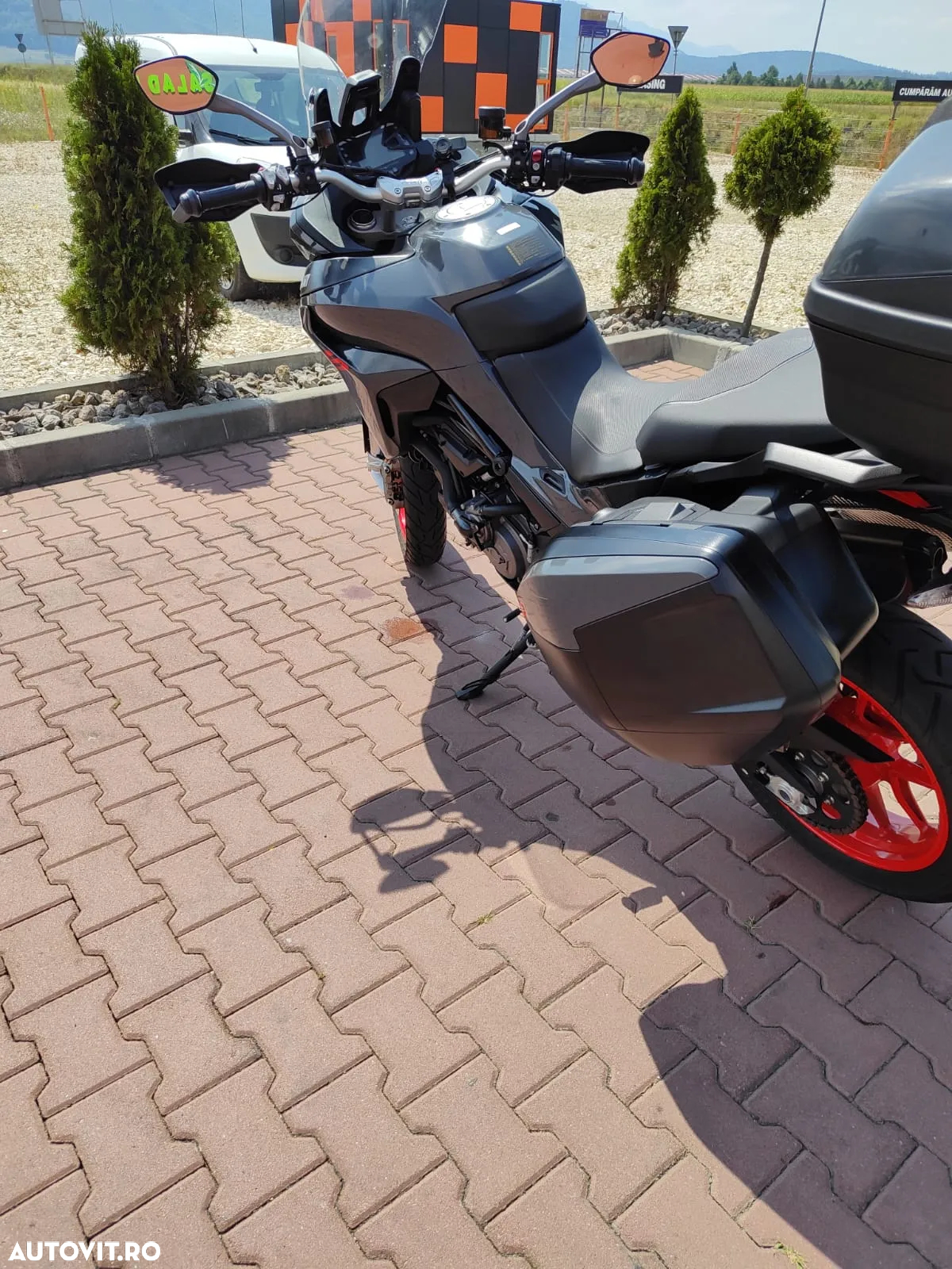Ducati Multistrada - 16